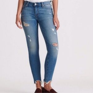 AVA Lucky Brand skinny jeans